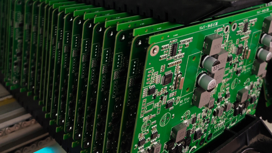 A PCBA-gyárak teljes folyamatra kiterjedő minőségellenőrző rendszerének megfejtése