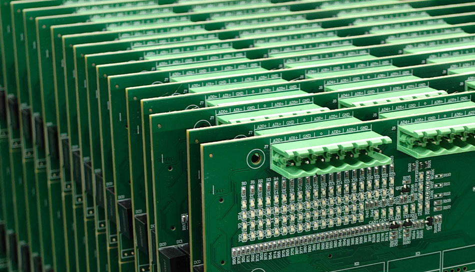 Hogyan válasszuk ki a megfelelő PCBA gyárat az ügyfelek visszajelzései alapján?